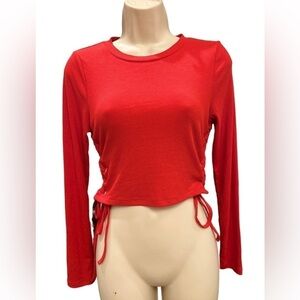 AKIRA PAXTON  RED TOP SZ MED NWT